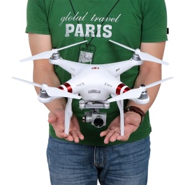 DJI Phantom 3 Standard Version FPV RC Quadcopter with 2.7K HD Camera RTF